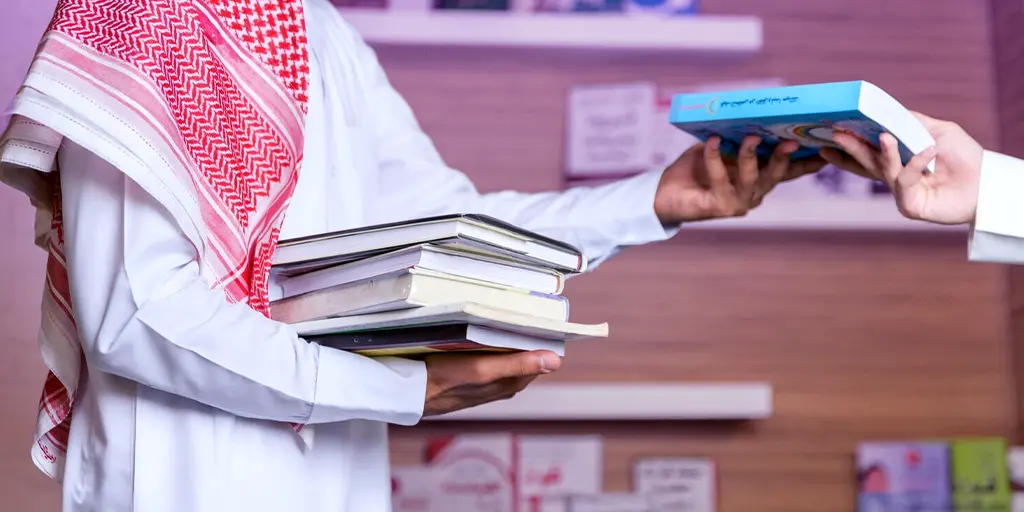 كتب عن القيادة